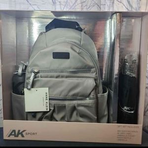 Anne Klein Bag with Umbrella